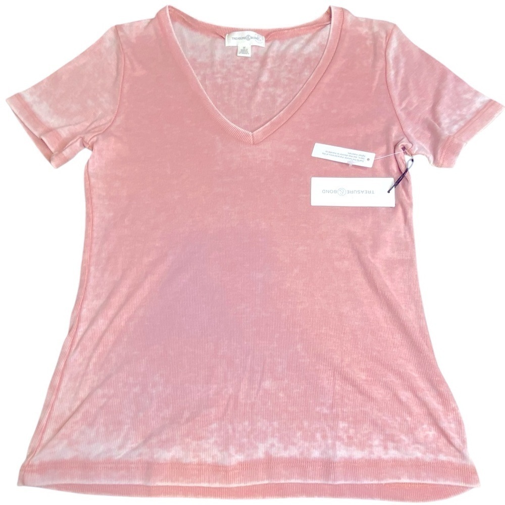 Treasure & Bond Short Sleeve V-Neck distressed Tee Women’s Size M